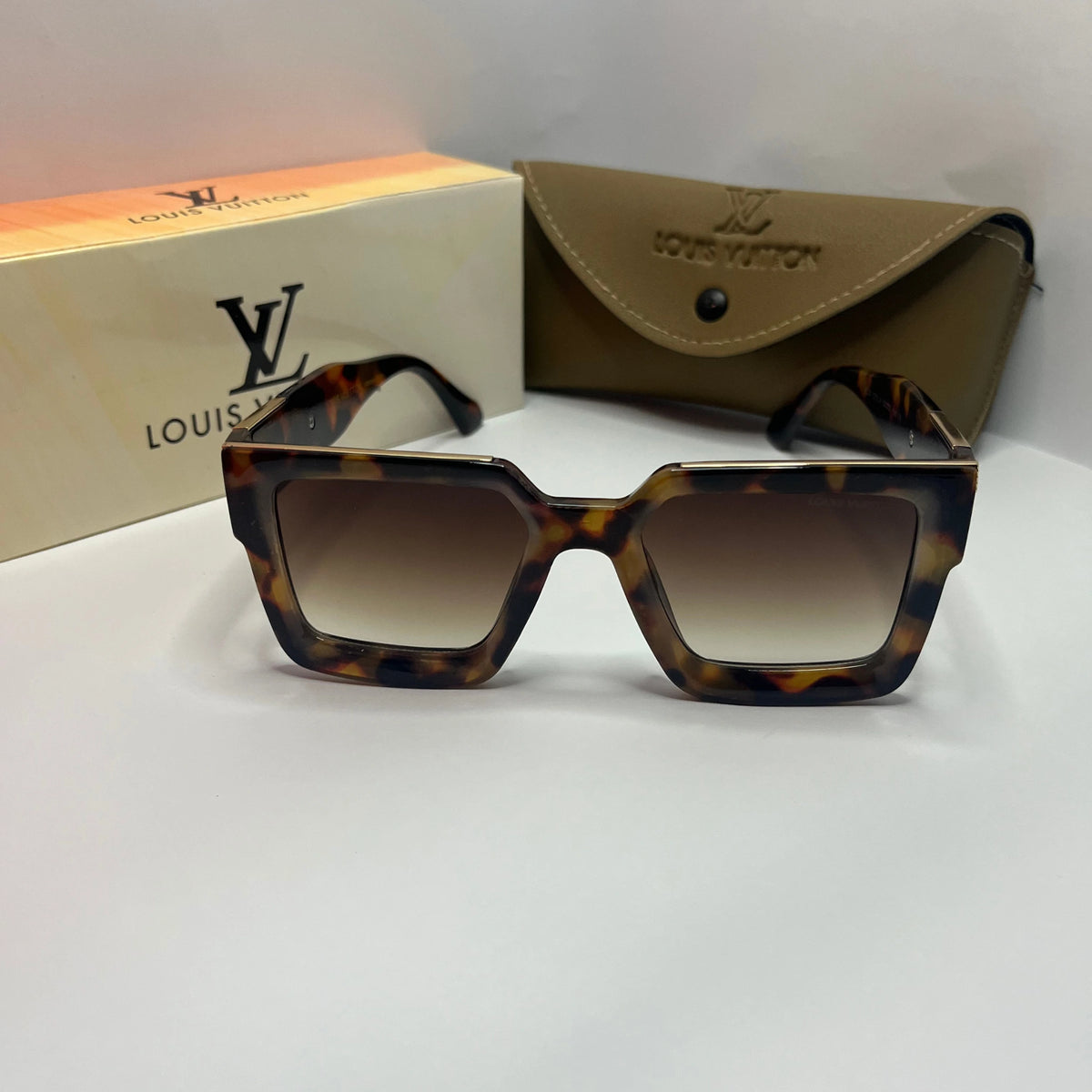 Tortoise Square Gradient Sunglasses