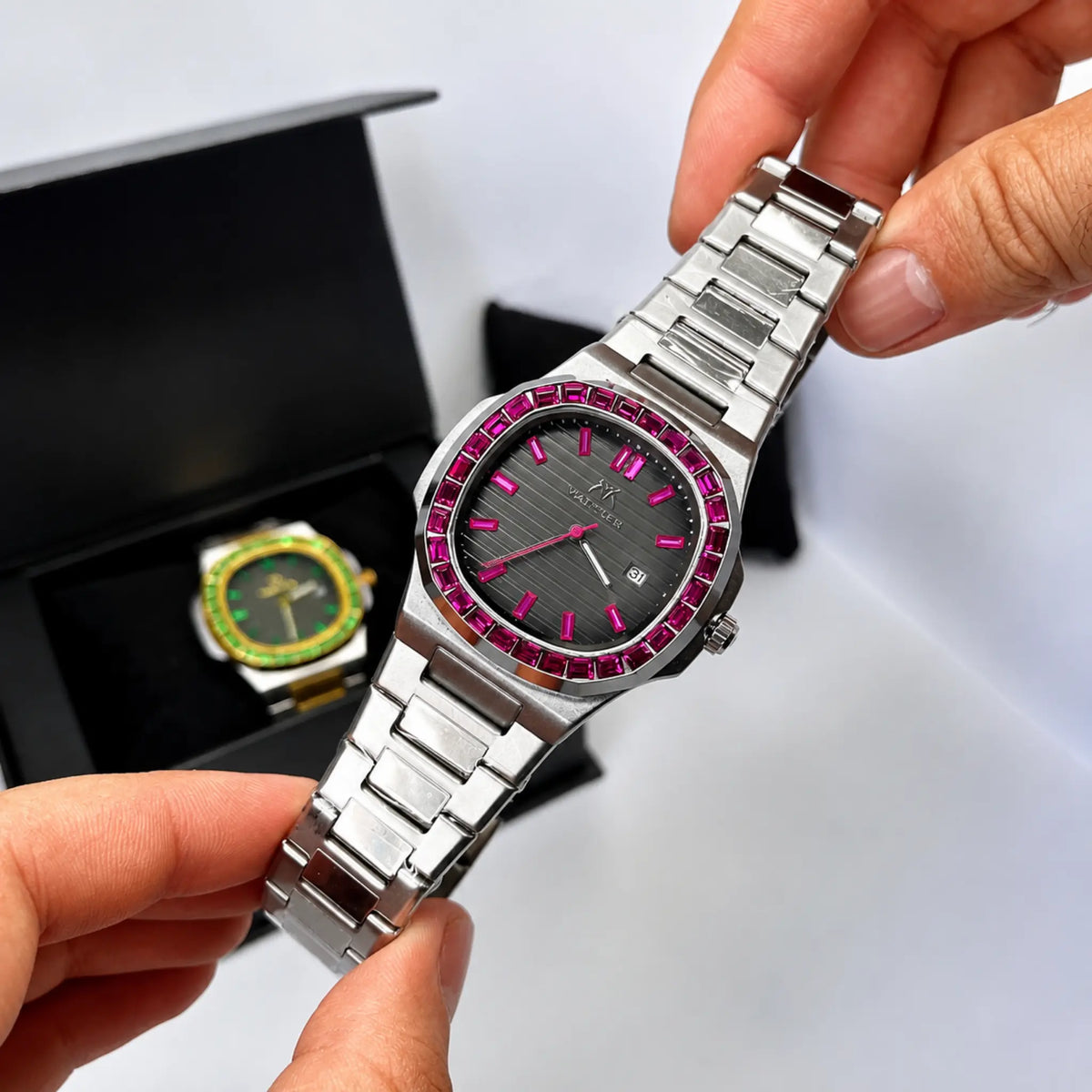 Automatic Ice Watch –  with Master Lock